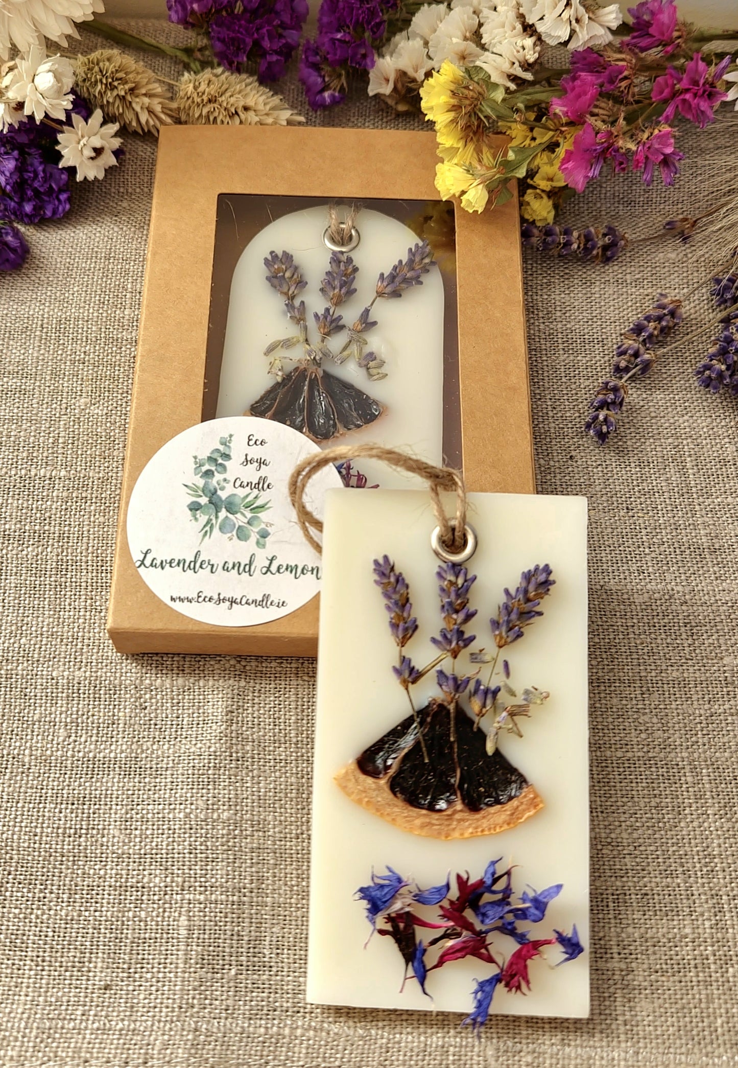 Botanical wax sachets